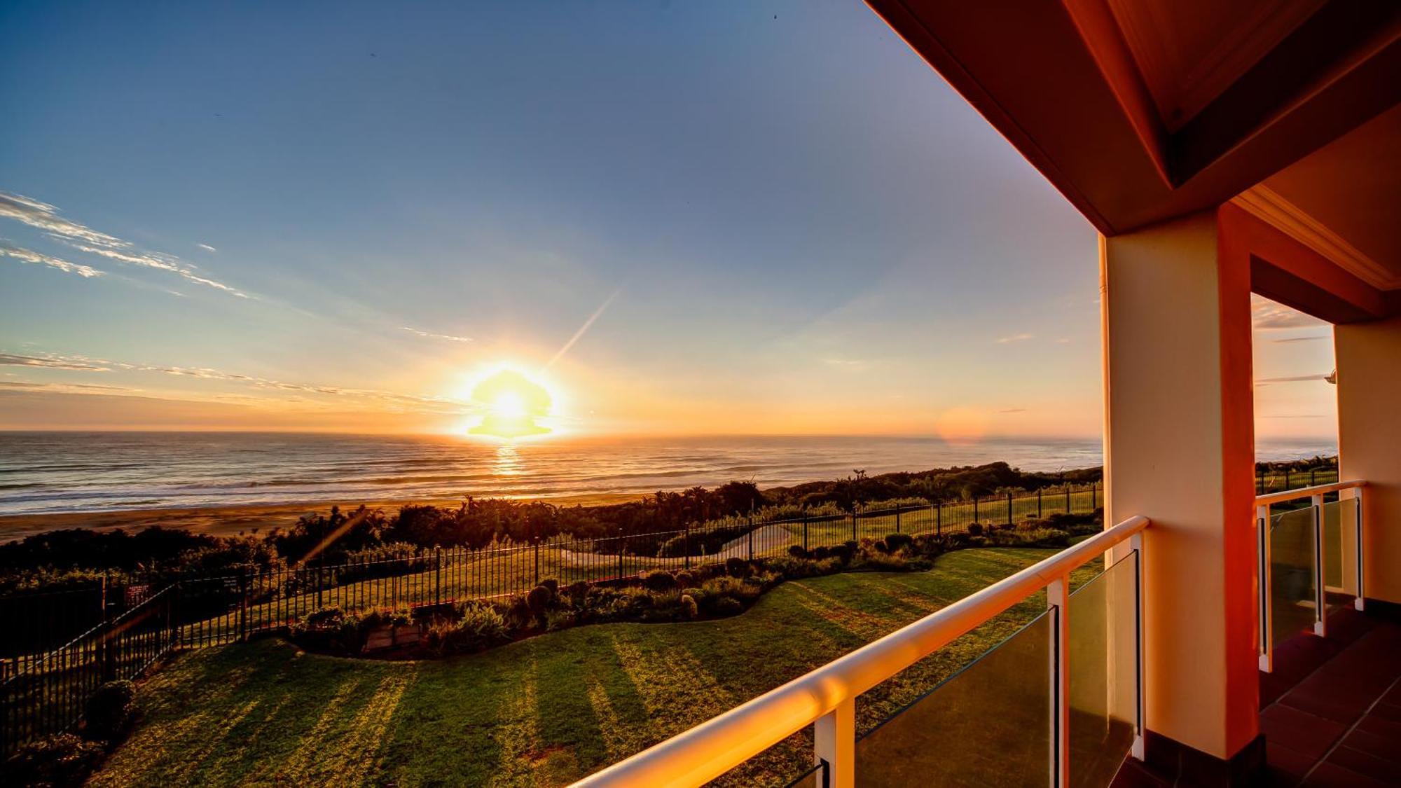 Illovo Beach Apartments At La Mer Amanzimtoti Eksteriør billede