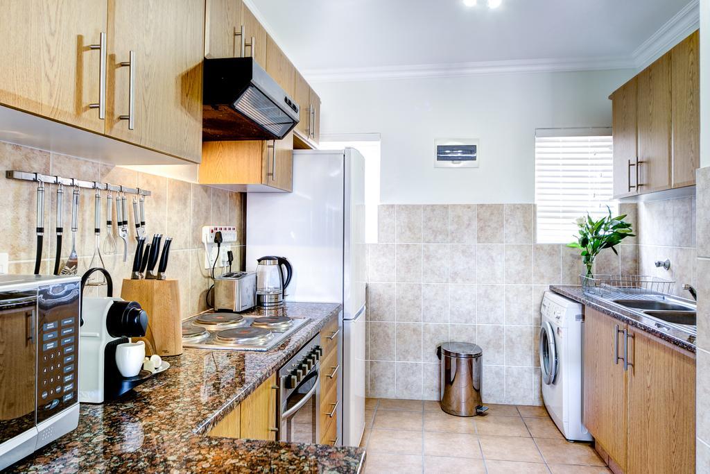 Illovo Beach Apartments At La Mer Amanzimtoti Eksteriør billede